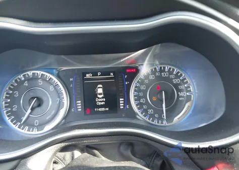 2015 Chrysler 200 Limited из США, поврежденный, VIN 1C3CCCAB8FN505273